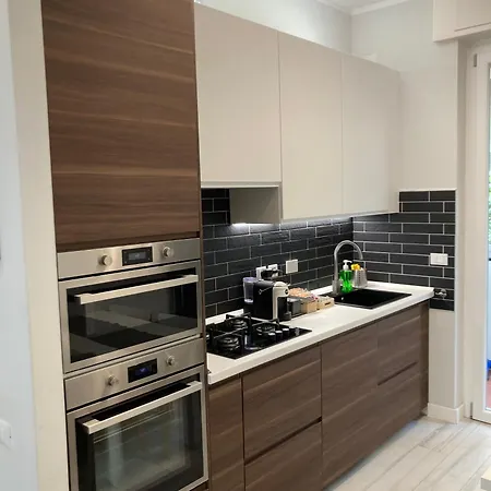 Elisir アパート ジェノヴァ