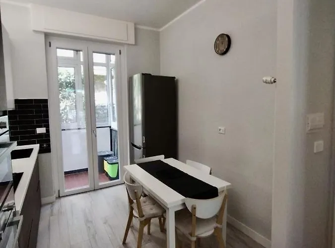 Elisir アパート *